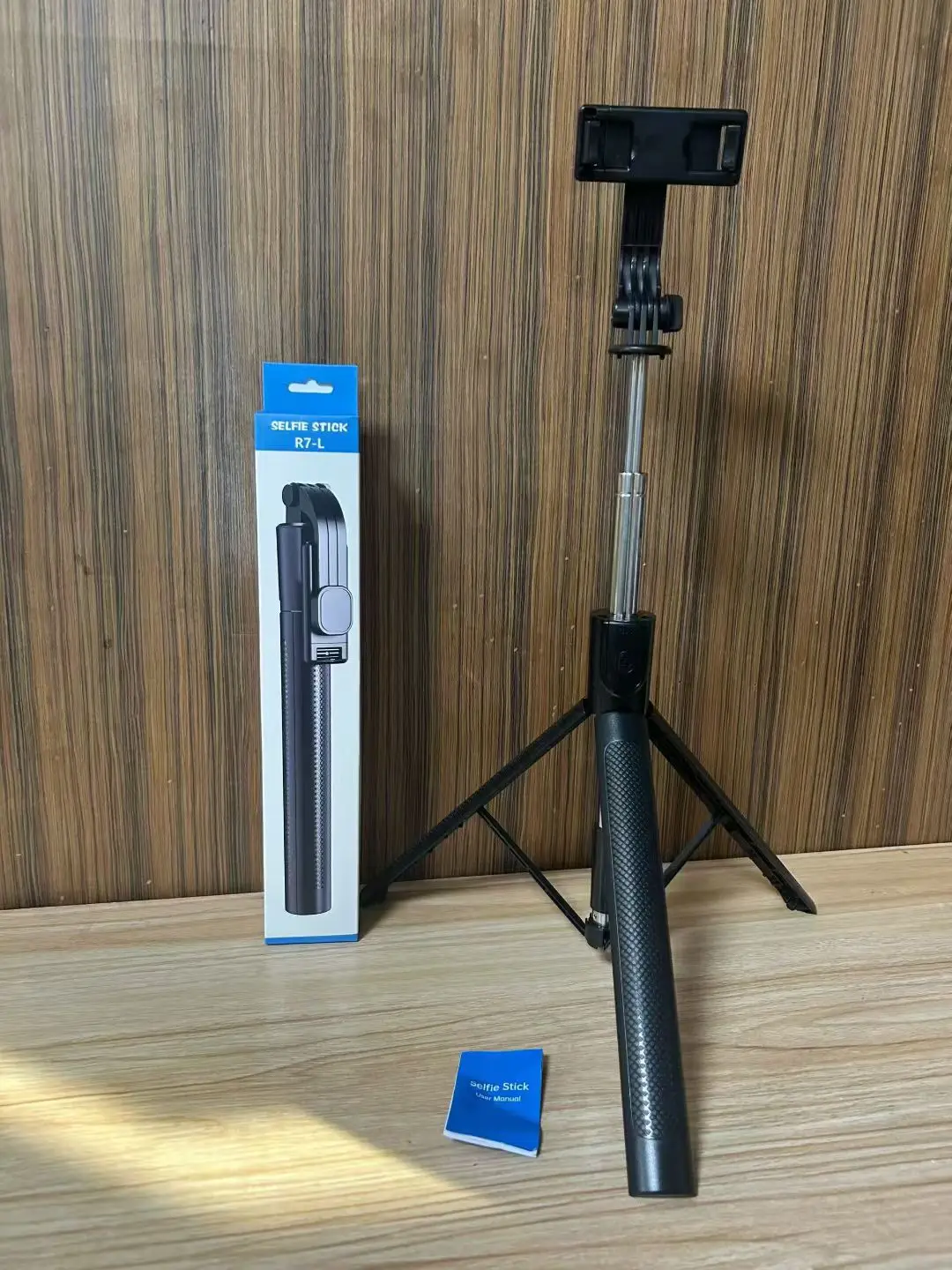 R7-L Selfie Stick Tripod