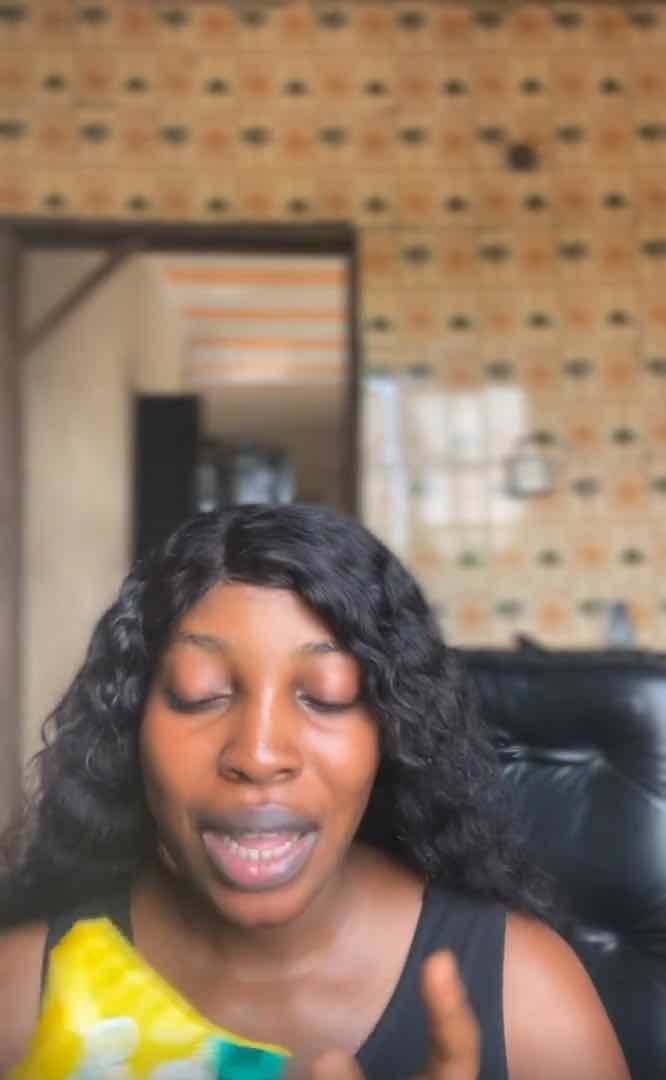 Trying Wao Fluffy Custard Pie.